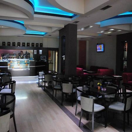 Grand Hotel Elbasan Extérieur photo