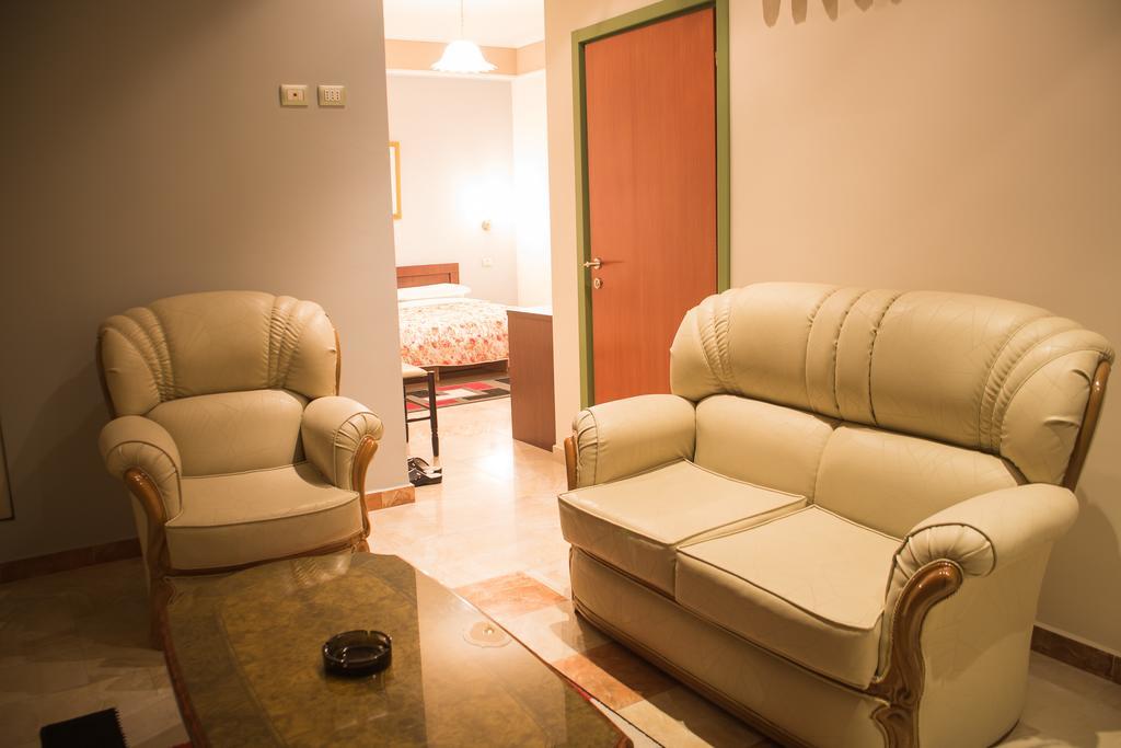Grand Hotel Elbasan Extérieur photo