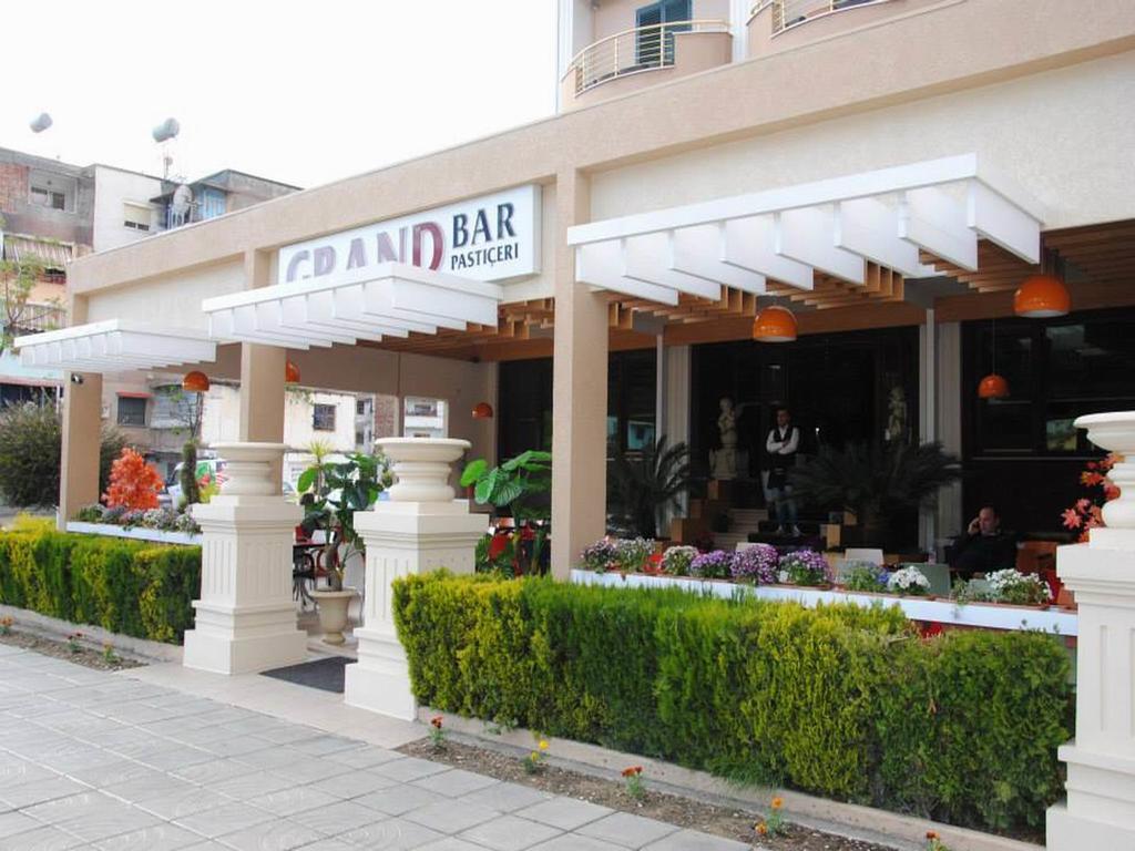 Grand Hotel Elbasan Extérieur photo